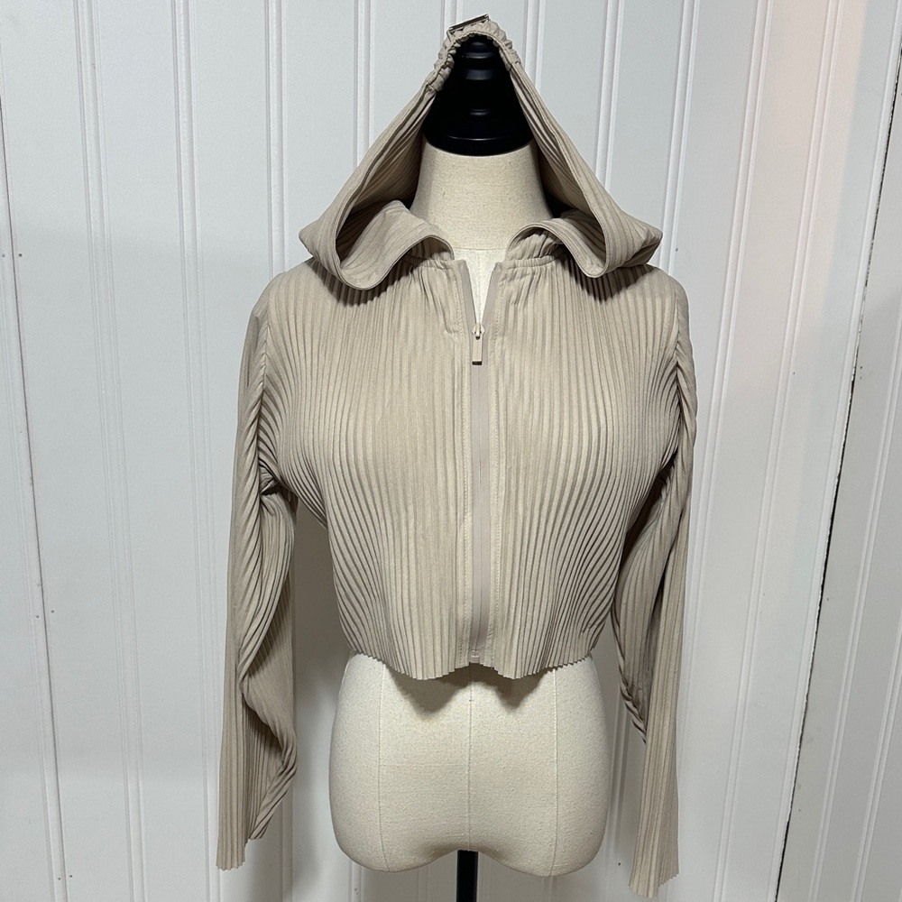 Maniere De Voir Ribbed Cropped Hoodie Jacket in Beige